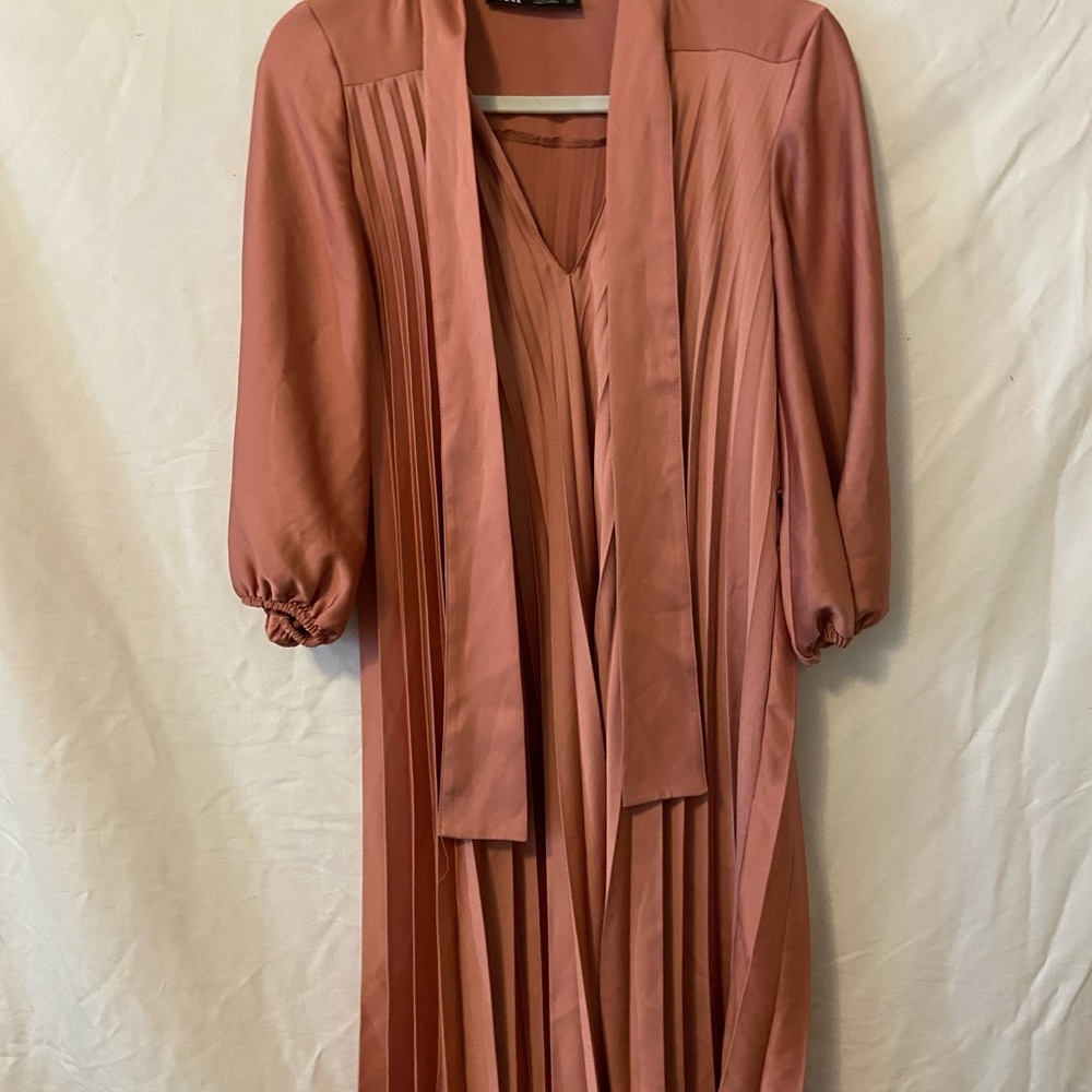 Zara Pink V-Neck Sundress with Bishop Sleeves